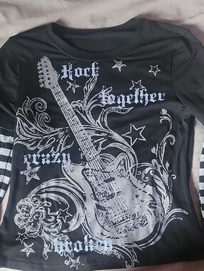 Graphic Long Sleeve Top